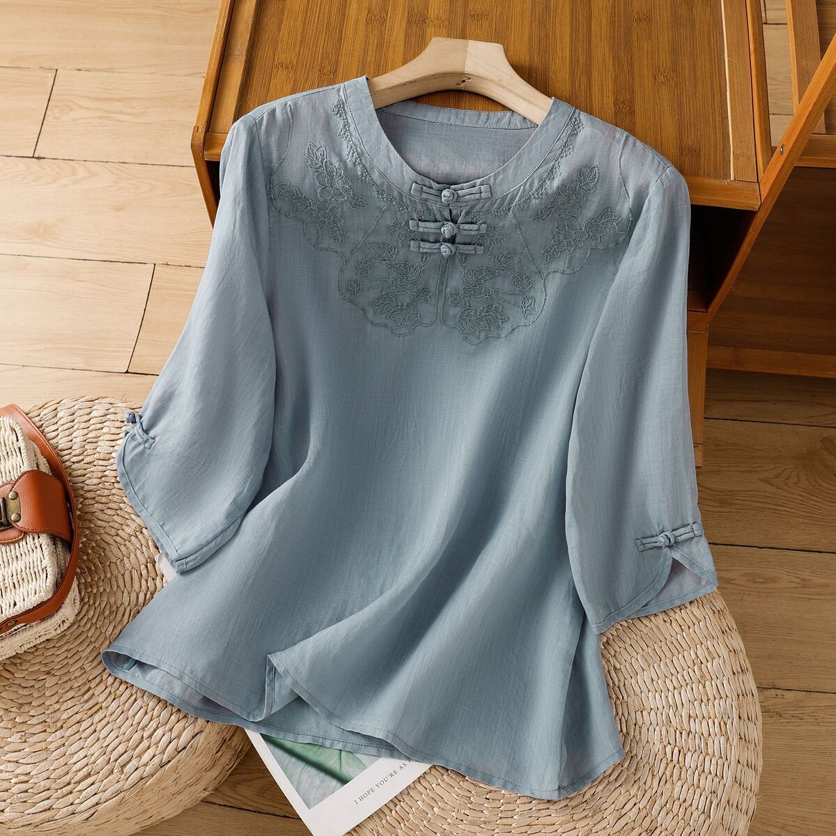 Chinese Style Round Collar But - đánh giá và giá Shirt Camp Collar